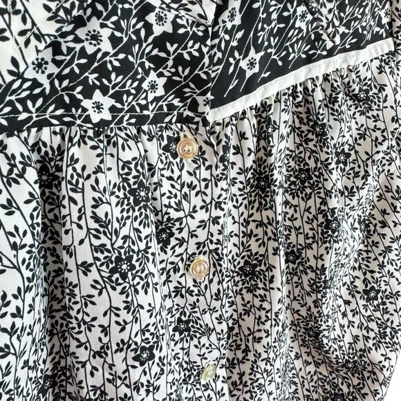 Alice Stuart Vintage Black White Floral Collared Union Made USA Button Up Size M - Picture 3 of 6